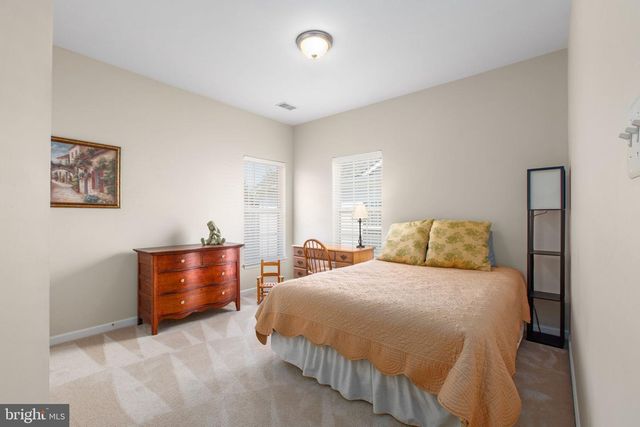 1102 ANDERSON ST, Fredericksburg, VA 22401