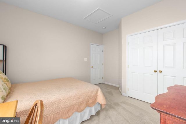 1102 ANDERSON ST, Fredericksburg, VA 22401