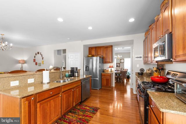 1102 ANDERSON ST, Fredericksburg, VA 22401