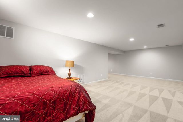 1102 ANDERSON ST, Fredericksburg, VA 22401