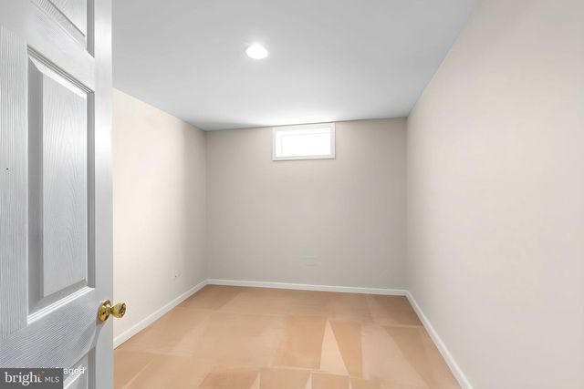 1102 ANDERSON ST, Fredericksburg, VA 22401