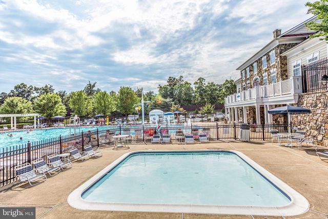 1102 ANDERSON ST, Fredericksburg, VA 22401