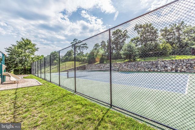 1102 ANDERSON ST, Fredericksburg, VA 22401