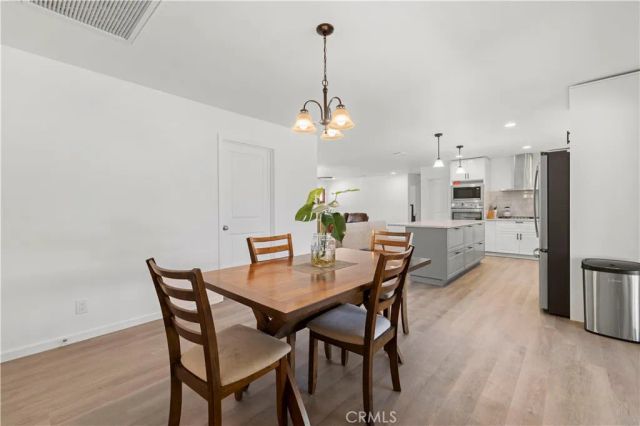 3855 Acton, Acton, CA 93510