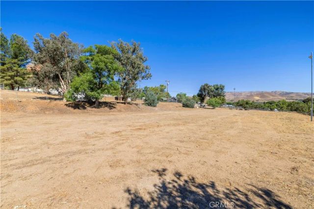 3855 Acton, Acton, CA 93510