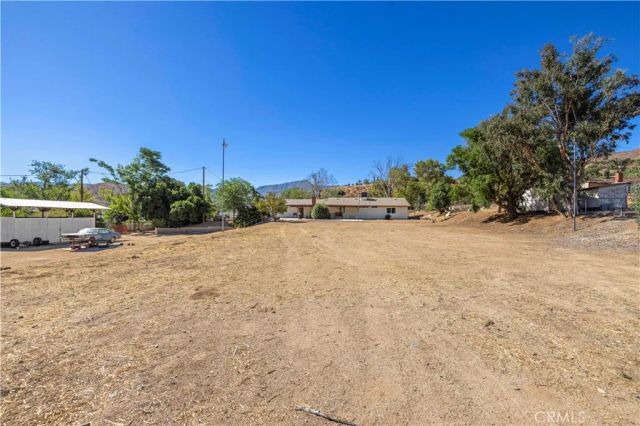3855 Acton, Acton, CA 93510