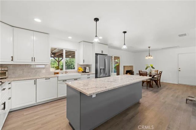 3855 Acton, Acton, CA 93510