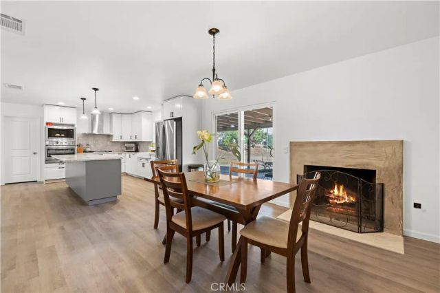 3855 Acton, Acton, CA 93510