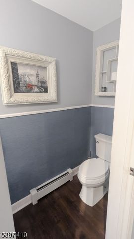 3 Fieldcrest Dr, Independence Twp., NJ 07840