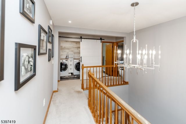 3 Fieldcrest Dr, Independence Twp., NJ 07840