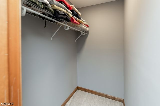 3 Fieldcrest Dr, Independence Twp., NJ 07840