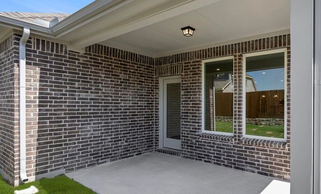 641 Tyronza Drive, Justin, TX 76247