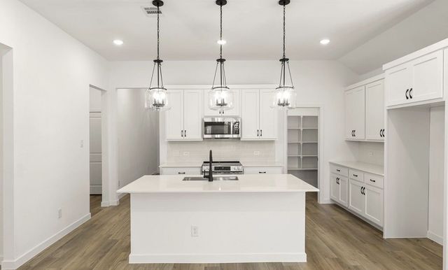 641 Tyronza Drive, Justin, TX 76247