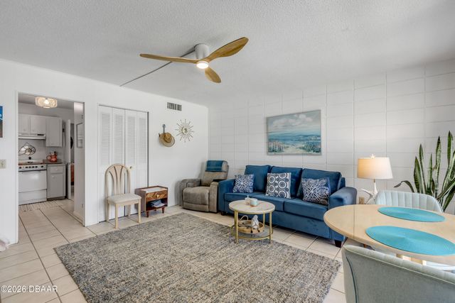 541 S Peninsula Ave Apt A19, New Smyrna Beach, FL 32169