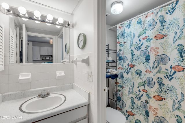 541 S Peninsula Ave Apt A19, New Smyrna Beach, FL 32169