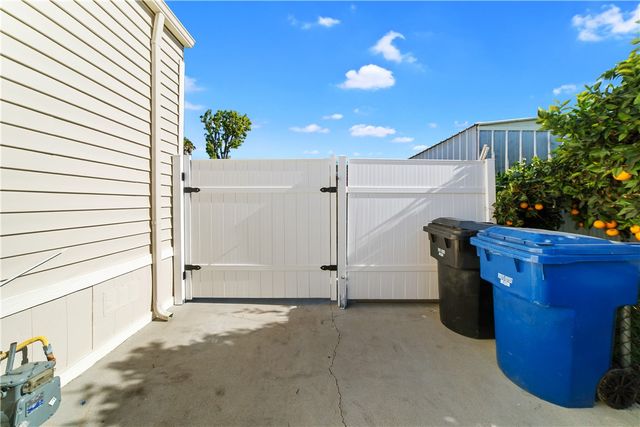 9080 Bloomfield, Cypress, CA 90630