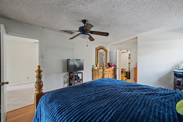 8231 NW 6th Court, Coral Springs, FL 33071