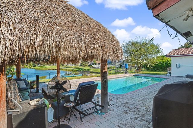 8231 NW 6th Court, Coral Springs, FL 33071