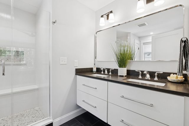 50 Cate St Unit 4, Portsmouth, NH 03801