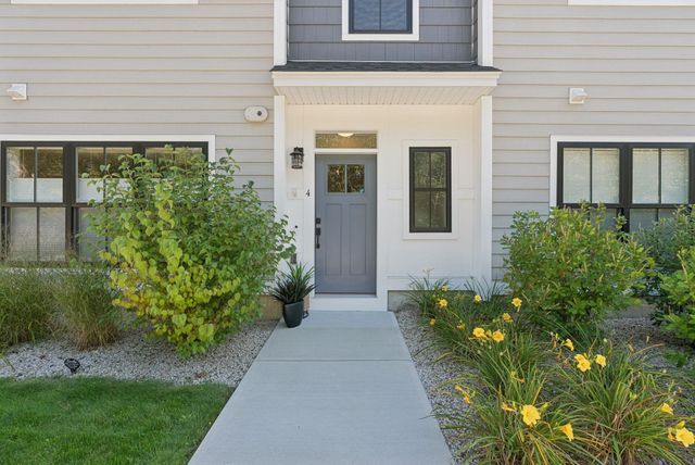 50 Cate St Unit 4, Portsmouth, NH 03801