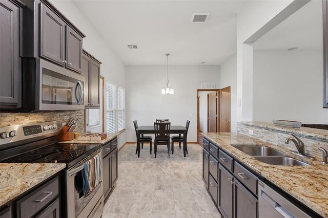 2008 Frost Lane, Norman, OK 73071