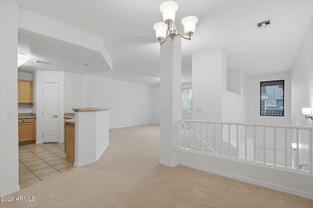 15221 N CLUBGATE Drive 2125, Scottsdale, AZ 85254