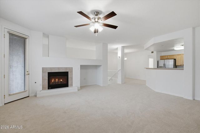 15221 N CLUBGATE Drive 2125, Scottsdale, AZ 85254