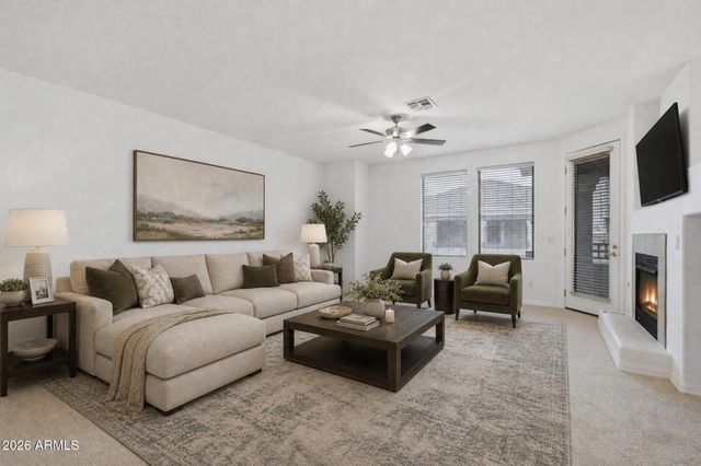 15221 N CLUBGATE Drive 2125, Scottsdale, AZ 85254