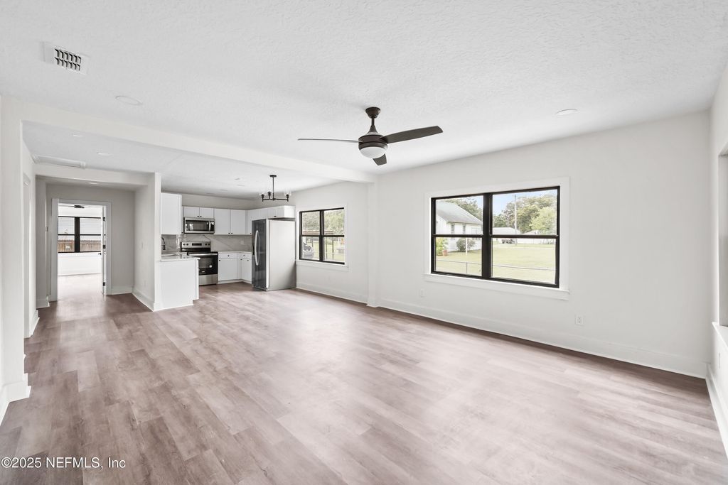 705 BAY Street, Green Cove Springs, FL 32043