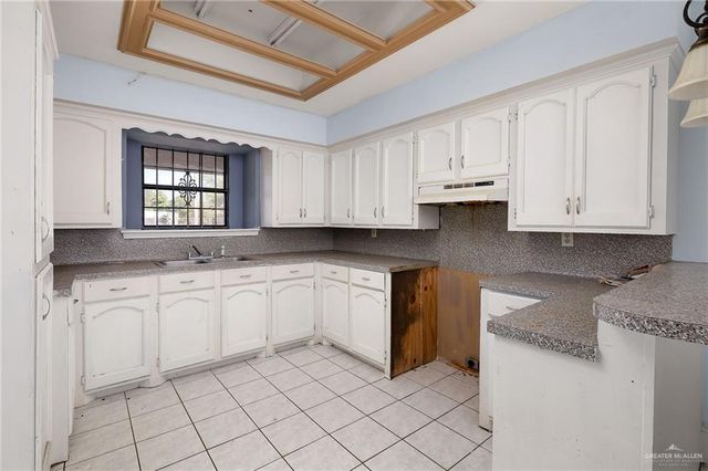 905 W 26th Street, Mission, TX 78574