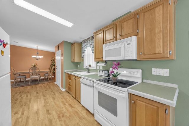 2904 Nine Iron Drive, Port St Lucie, FL 34952