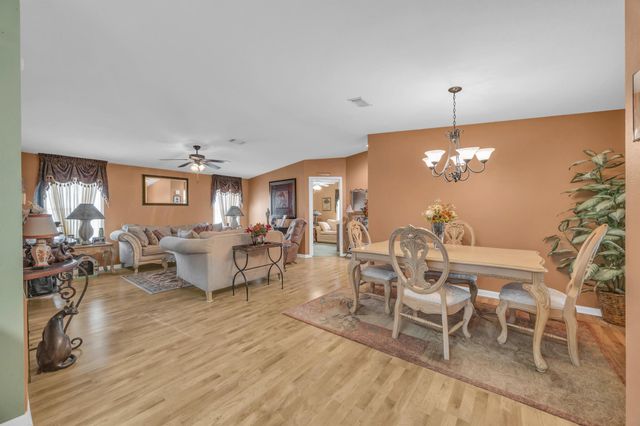 2904 Nine Iron Drive, Port St Lucie, FL 34952