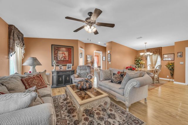 2904 Nine Iron Drive, Port St Lucie, FL 34952