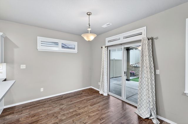 1422 S Girard St, Spokane, WA 99212