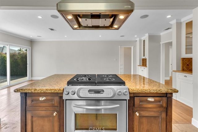 4710 Cartwright Avenue, Toluca Lake, CA 91602