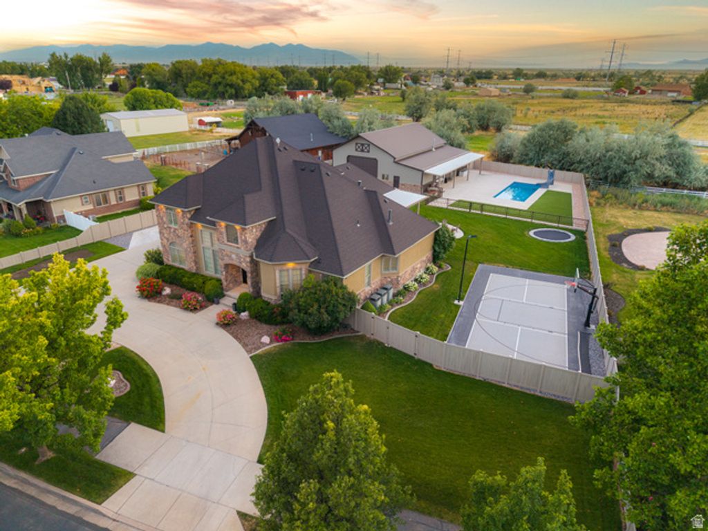 655 N JESSI'S MEADOW DR, West Bountiful, UT 84087