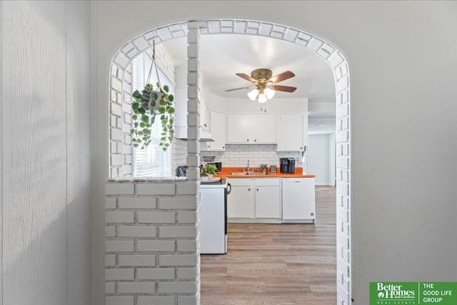 2905 Wayne Street, Bellevue, NE 68005