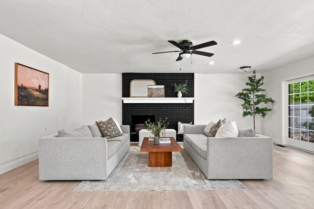 109 River Ridge Way, Folsom, CA 95630