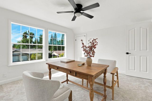 109 River Ridge Way, Folsom, CA 95630