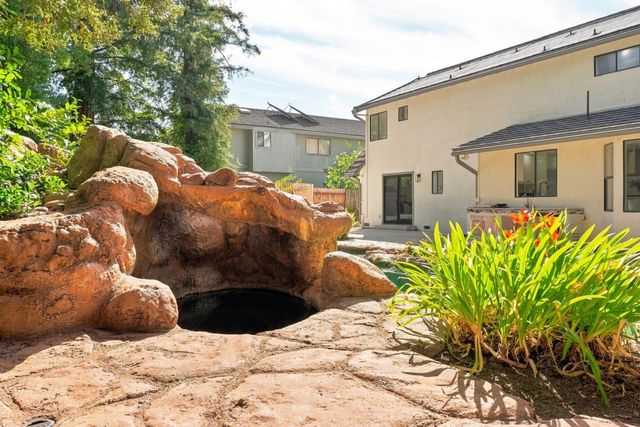 109 River Ridge Way, Folsom, CA 95630