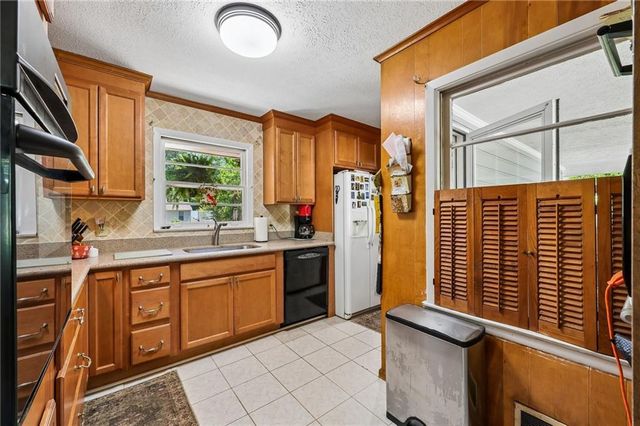 1292 Stoneybrook Drive, Tucker, GA 30084