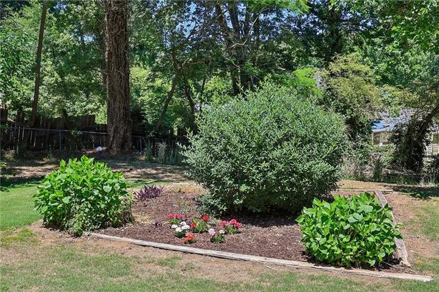 1292 Stoneybrook Drive, Tucker, GA 30084