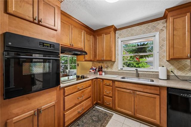 1292 Stoneybrook Drive, Tucker, GA 30084