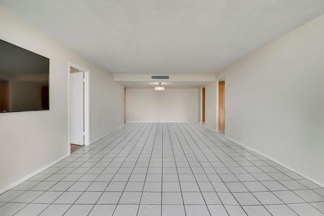 5600 N Flagler Drive Ph103, West Palm Beach, FL 33407