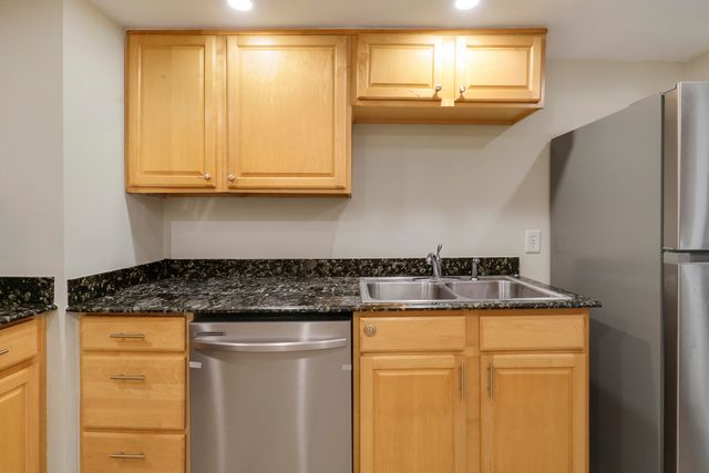 5600 N Flagler Drive Ph103, West Palm Beach, FL 33407