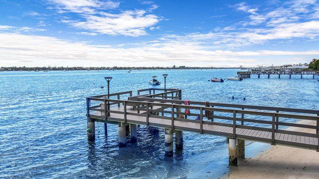 5600 N Flagler Drive Ph103, West Palm Beach, FL 33407