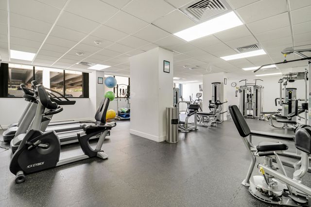 5600 N Flagler Drive Ph103, West Palm Beach, FL 33407