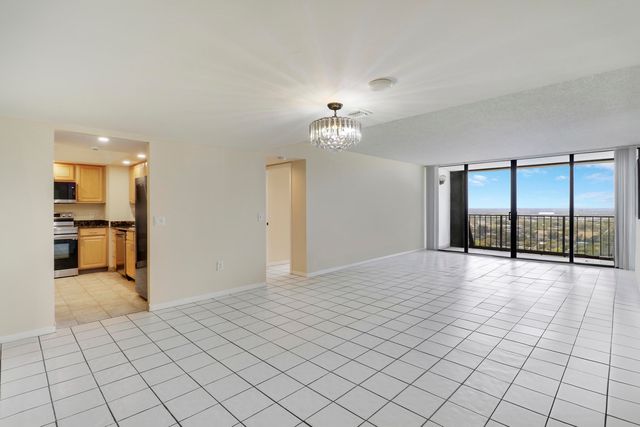 5600 N Flagler Drive Ph103, West Palm Beach, FL 33407