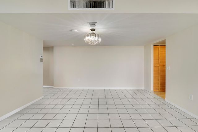 5600 N Flagler Drive Ph103, West Palm Beach, FL 33407