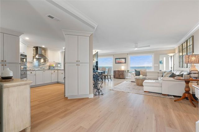 1 COLONY POINT DRIVE 7C, Punta Gorda, FL 33950